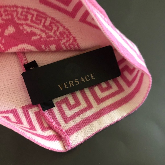 💕VERSACE💕 - Picture 10 of 16